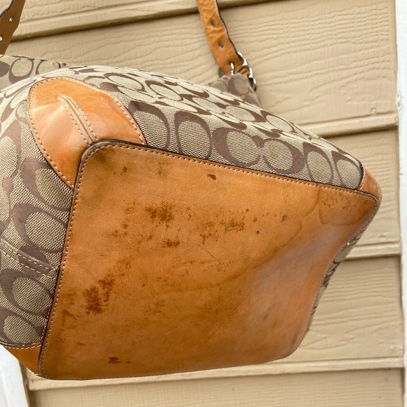 Coach Signature Shoulder Bag Duffle Zip Top Closure 6083 Brown Tan Leather - Picture 9 of 16